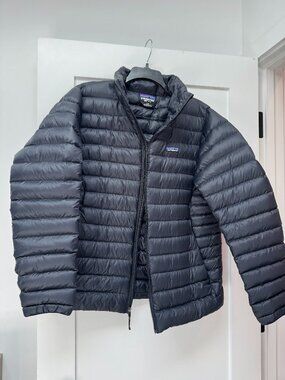 Patagonia black puffer down jacket